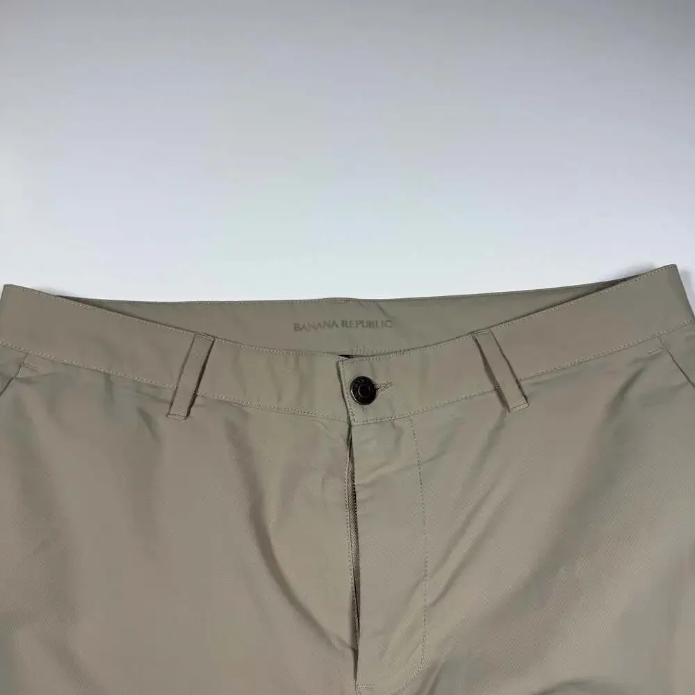 Banana Republic Mens Performance Chino Pants Khaki 34x32